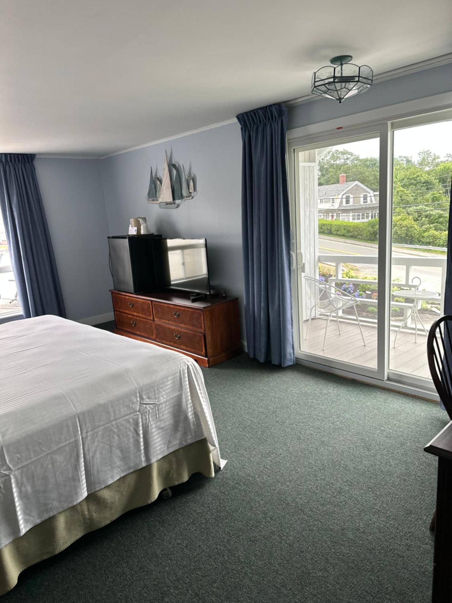 Sands Of Time Motor Inn & Harbor House Woods Hole Exterior photo